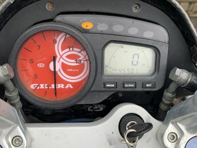 Гилера 95 XF 380, объемом двигателя 0.18 л и пробегом 0 тыс. км за 39000 $, фото 6 на Automoto.ua