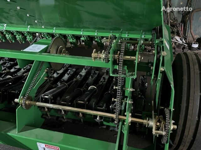 Зеленый Грейт Плейнс 1100F, объемом двигателя 0 л и пробегом 10 тыс. км за 18967 $, фото 3 на Automoto.ua