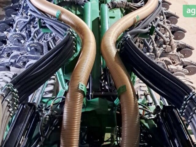 Грейт Плейнс YP-2425A, объемом двигателя 0 л и пробегом 0 тыс. км за 210000 $, фото 11 на Automoto.ua