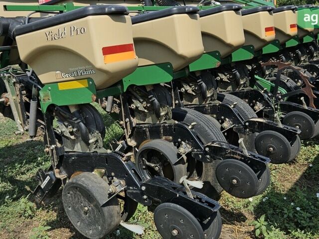 Грейт Плейнс YP 825, объемом двигателя 0 л и пробегом 0 тыс. км за 33000 $, фото 3 на Automoto.ua