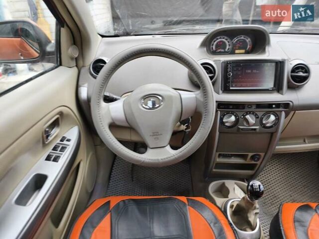 Грейт Вол Флорид 2010 в Житомире на Automoto.ua Оранжевый Грейт Вол Флорид, объемом двигателя 1.3 л и пробегом 170 тыс. км за 2950 $, фото 28 на Automoto.ua