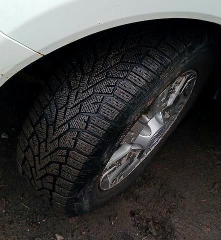 Белый Грейт Вол Хавал Х3, объемом двигателя 2.4 л и пробегом 166 тыс. км за 4000 $, фото 5 на Automoto.ua