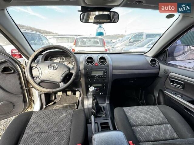Белый Грейт Вол Хавал Х3, объемом двигателя 2 л и пробегом 90 тыс. км за 6700 $, фото 9 на Automoto.ua