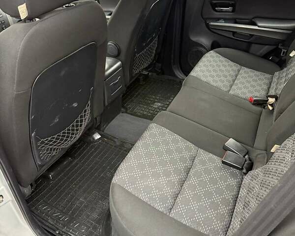 Серый Грейт Вол Хавал Х3, объемом двигателя 2 л и пробегом 138 тыс. км за 5950 $, фото 22 на Automoto.ua