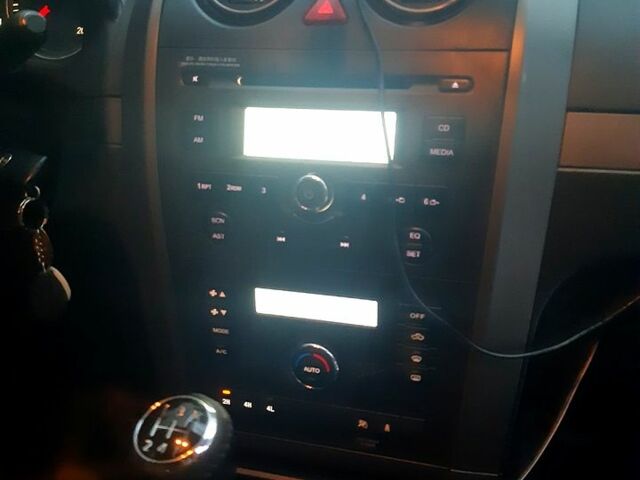 Серый Грейт Вол Хавал Х3, объемом двигателя 2 л и пробегом 60 тыс. км за 8800 $, фото 5 на Automoto.ua