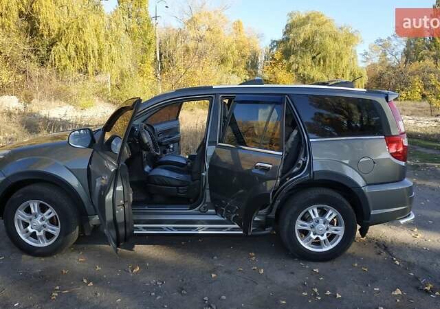 Серый Грейт Вол Хавал Х3, объемом двигателя 2 л и пробегом 179 тыс. км за 7200 $, фото 2 на Automoto.ua