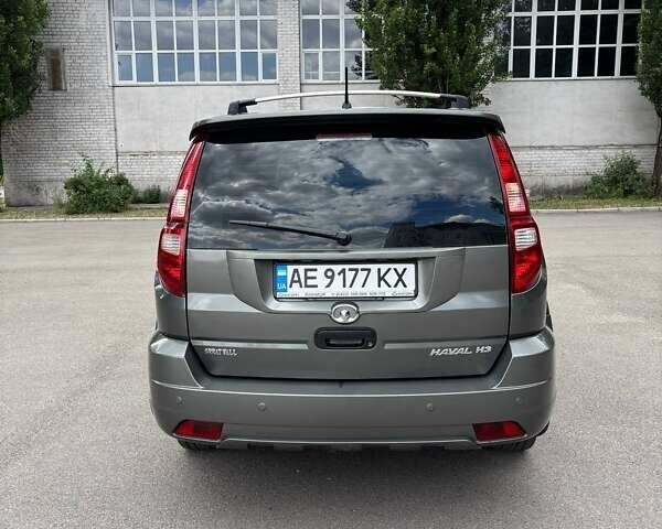 Серый Грейт Вол Хавал Х3, объемом двигателя 2 л и пробегом 138 тыс. км за 6500 $, фото 3 на Automoto.ua