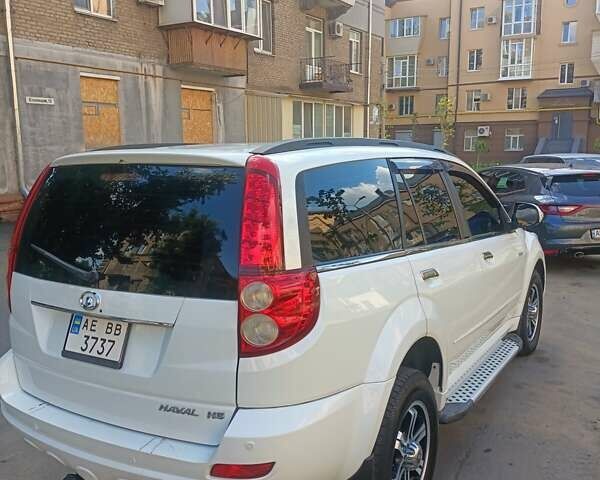Белый Грейт Вол Хавал Х5, объемом двигателя 2 л и пробегом 100 тыс. км за 8000 $, фото 5 на Automoto.ua