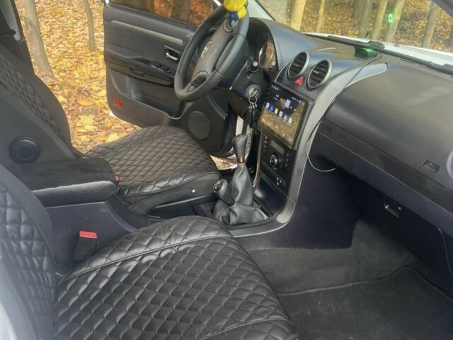 Белый Грейт Вол Хавал, объемом двигателя 2 л и пробегом 162 тыс. км за 5900 $, фото 11 на Automoto.ua