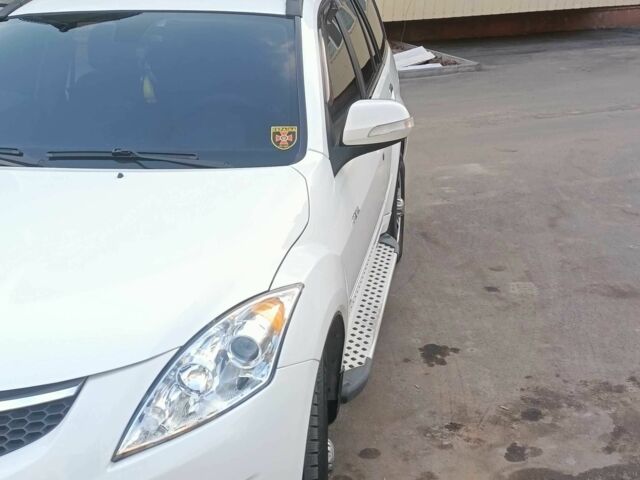 Белый Грейт Вол Хавал, объемом двигателя 2 л и пробегом 100 тыс. км за 8000 $, фото 16 на Automoto.ua