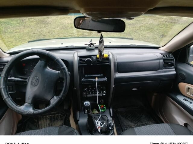 Бежевый Грейт Вол Хавал, объемом двигателя 2.4 л и пробегом 305 тыс. км за 5500 $, фото 4 на Automoto.ua