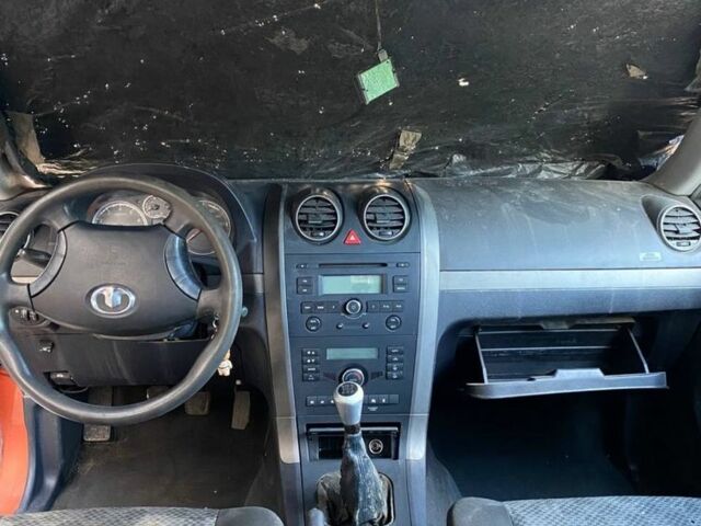 Бежевий Грейт Вол Хавал, об'ємом двигуна 2 л та пробігом 260 тис. км за 1100 $, фото 6 на Automoto.ua