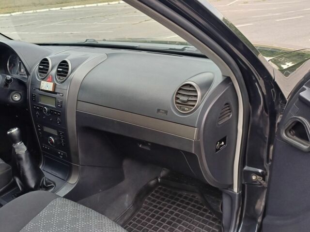 Черный Грейт Вол Хавал, объемом двигателя 2 л и пробегом 240 тыс. км за 5499 $, фото 9 на Automoto.ua