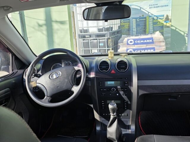 Черный Грейт Вол Хавал, объемом двигателя 2 л и пробегом 298 тыс. км за 4700 $, фото 5 на Automoto.ua