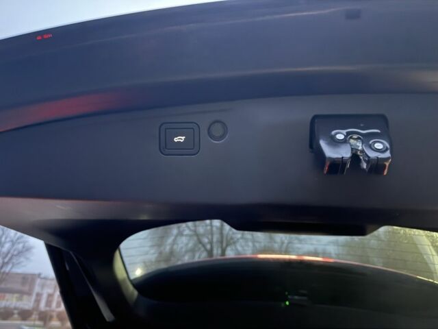 Черный Грейт Вол Хавал, объемом двигателя 2 л и пробегом 29 тыс. км за 24100 $, фото 9 на Automoto.ua