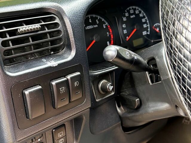 Грейт Вол Ховер 2006 в Сумах на Automoto.ua Черный Грейт Вол Ховер, объемом двигателя 2.4 л и пробегом 156 тыс. км за 5500 $, фото 9 на Automoto.ua