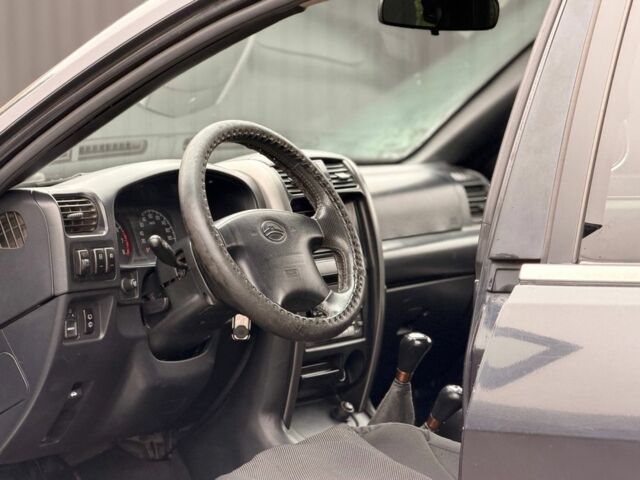 Чорний Грейт Вол Hover, об'ємом двигуна 2.4 л та пробігом 127 тис. км за 4200 $, фото 5 на Automoto.ua