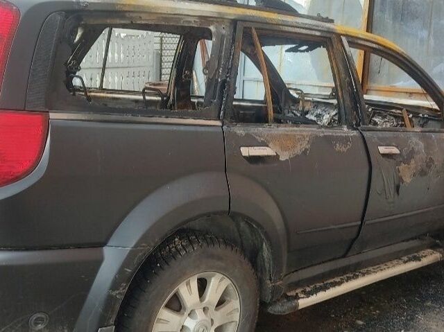 Черный Грейт Вол Ховер, объемом двигателя 2.4 л и пробегом 214 тыс. км за 1700 $, фото 6 на Automoto.ua