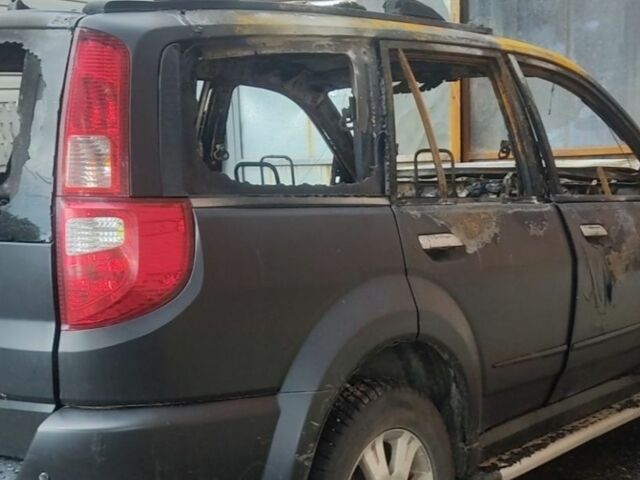 Черный Грейт Вол Ховер, объемом двигателя 2.4 л и пробегом 214 тыс. км за 1700 $, фото 7 на Automoto.ua