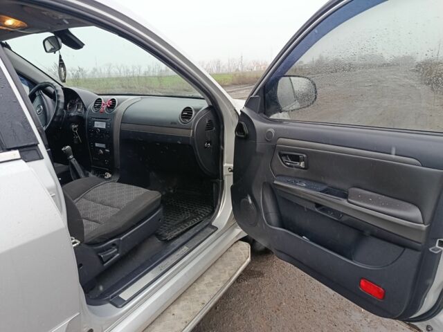 Серый Грейт Вол Ховер, объемом двигателя 2 л и пробегом 178 тыс. км за 7000 $, фото 3 на Automoto.ua