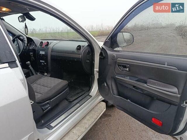 Серый Грейт Вол Ховер, объемом двигателя 2 л и пробегом 178 тыс. км за 7000 $, фото 2 на Automoto.ua