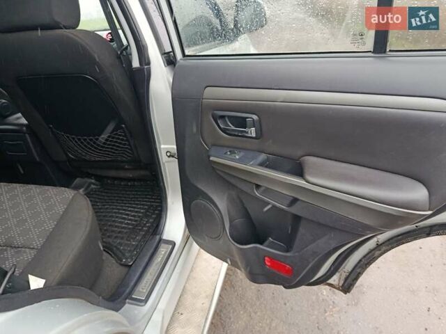 Серый Грейт Вол Ховер, объемом двигателя 2 л и пробегом 178 тыс. км за 7000 $, фото 4 на Automoto.ua