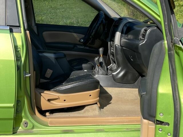 Зеленый Грейт Вол СУВ, объемом двигателя 2.4 л и пробегом 220 тыс. км за 5000 $, фото 6 на Automoto.ua