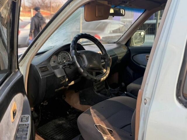 Бежевый Грейт Вол Сейф, объемом двигателя 2.2 л и пробегом 220 тыс. км за 1950 $, фото 7 на Automoto.ua