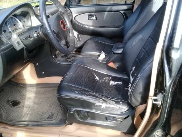 Чорний Грейт Вол Safe, об'ємом двигуна 2.3 л та пробігом 177 тис. км за 3900 $, фото 10 на Automoto.ua