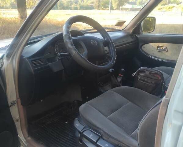 Серый Грейт Вол Сейф, объемом двигателя 2.24 л и пробегом 280 тыс. км за 2700 $, фото 2 на Automoto.ua