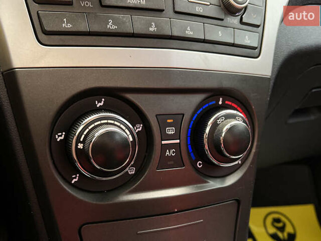 Чорний Грейт Вол Волєкс Ц30, об'ємом двигуна 1.5 л та пробігом 111 тис. км за 3999 $, фото 11 на Automoto.ua