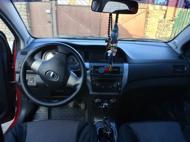 Красный Грейт Вол Волекс, объемом двигателя 1.5 л и пробегом 150 тыс. км за 4400 $, фото 5 на Automoto.ua