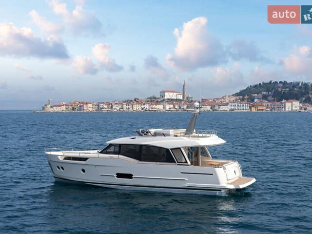 Гринлайн 48, объемом двигателя 0 л и пробегом 0 тыс. км за 901931 $, фото 5 на Automoto.ua