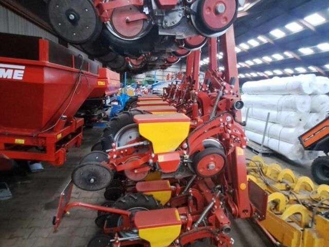 Красный Гримме Другая, объемом двигателя 0 л и пробегом 0 тыс. км за 109431 $, фото 2 на Automoto.ua