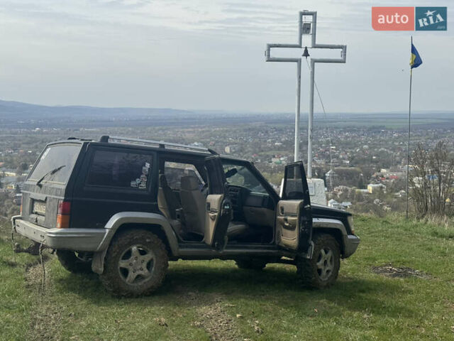 Черный Гроз Роки, объемом двигателя 2.24 л и пробегом 163 тыс. км за 2700 $, фото 13 на Automoto.ua