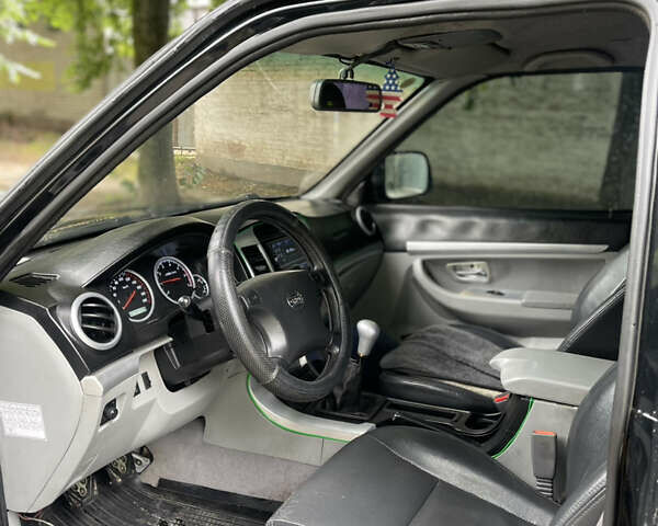 Черный Гроз Шатл, объемом двигателя 2.77 л и пробегом 80 тыс. км за 4199 $, фото 8 на Automoto.ua