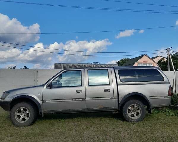 Серый Гроз Таргет, объемом двигателя 2.77 л и пробегом 150 тыс. км за 3118 $, фото 2 на Automoto.ua