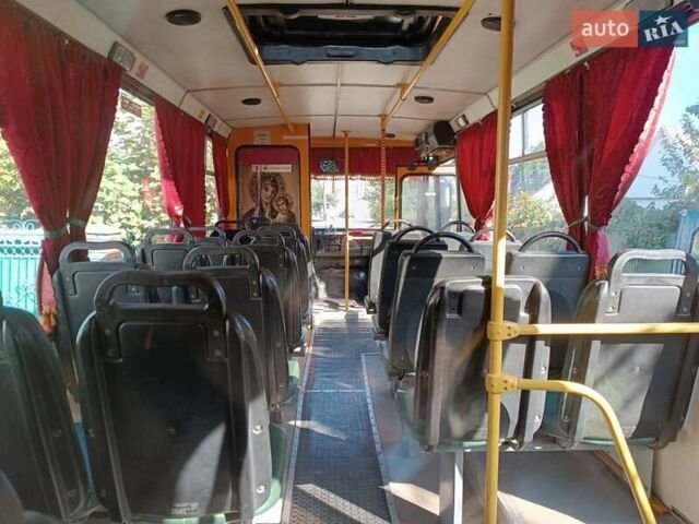 Желтый ХАЗ (Анторус) 3230 СКИФ, объемом двигателя 4.75 л и пробегом 100 тыс. км за 4100 $, фото 17 на Automoto.ua