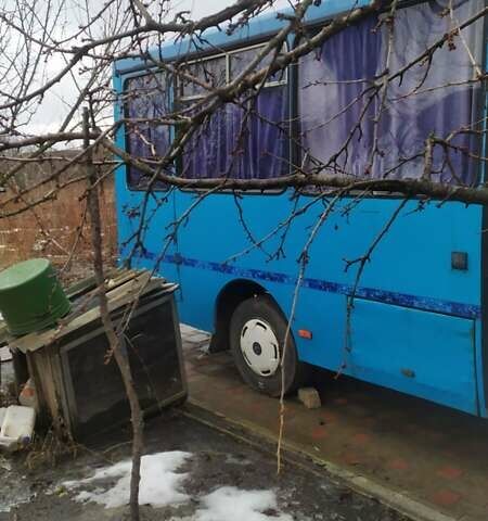 Синий ХАЗ (Анторус) 3250, объемом двигателя 3.86 л и пробегом 150 тыс. км за 5300 $, фото 7 на Automoto.ua