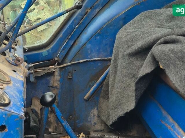 ХТЗ Т-40, объемом двигателя 4.15 л и пробегом 0 тыс. км за 3600 $, фото 2 на Automoto.ua