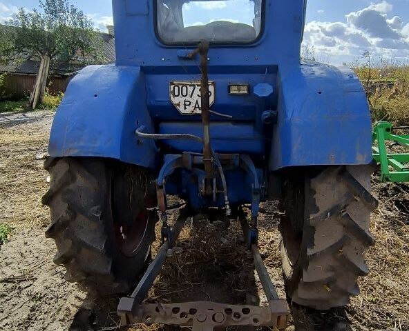 ХТЗ Т-40 1985 в Ровно на Automoto.ua Синий ХТЗ Т-40, объемом двигателя 0 л и пробегом 10 тыс. км за 3550 $, фото 4 на Automoto.ua