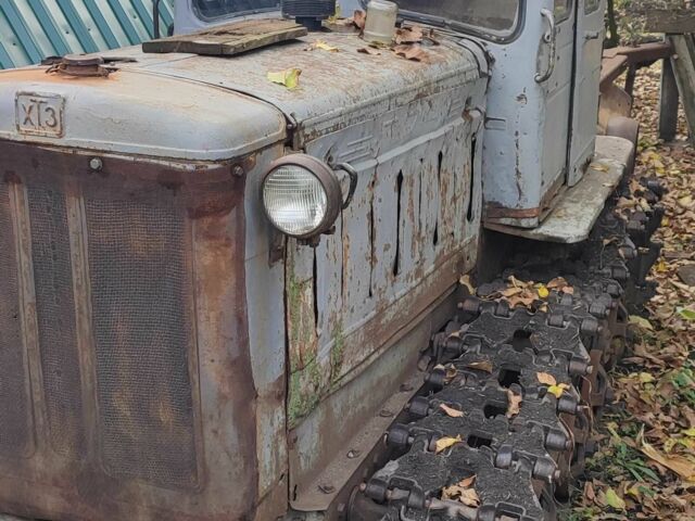 ХТЗ Т-74 1985 у Дніпро (Дніпропетровську) на Automoto.ua Сірий ХТЗ Т-74, об'ємом двигуна 0 л та пробігом 10 тис. км за 3592 $, фото 1 на Automoto.ua