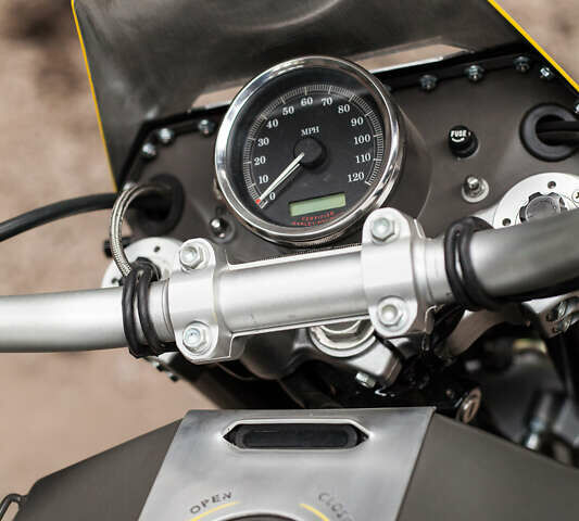 Серый Харлей-Дэвидсон 1200 Sportster, объемом двигателя 1.2 л и пробегом 8 тыс. км за 9999 $, фото 6 на Automoto.ua