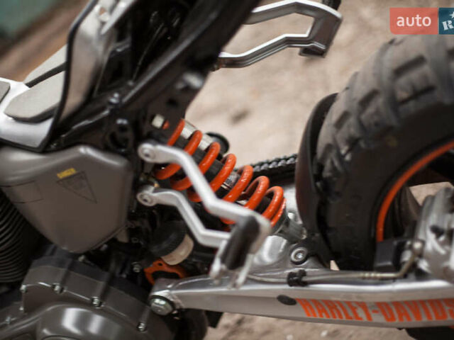 Серый Харлей-Дэвидсон 1200 Sportster, объемом двигателя 1.2 л и пробегом 8 тыс. км за 9999 $, фото 10 на Automoto.ua