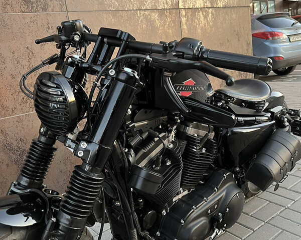 Чорний Харлей-Девідсон 1200N Sportster Nightster XL, об'ємом двигуна 1.2 л та пробігом 6 тис. км за 13500 $, фото 2 на Automoto.ua