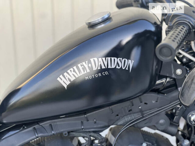 Черный Харлей-Дэвидсон 883 Iron, объемом двигателя 0.88 л и пробегом 14 тыс. км за 7999 $, фото 7 на Automoto.ua