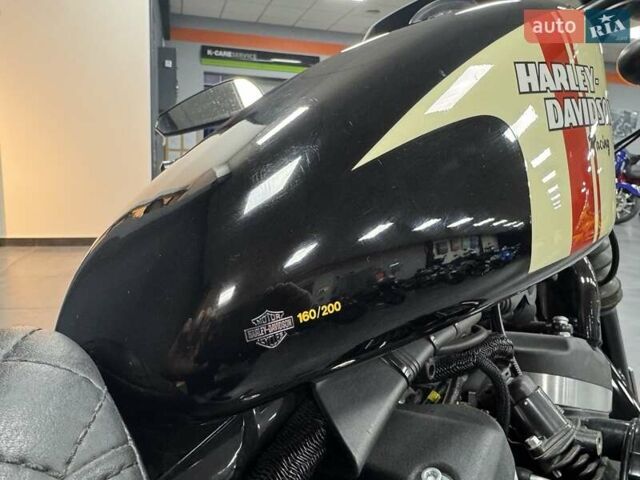 Харлей-Дэвидсон 883 Iron 2014 в Киеве на Automoto.ua Черный Харлей-Дэвидсон 883 Iron, объемом двигателя 0.88 л и пробегом 4 тыс. км за 9000 $, фото 2 на Automoto.ua