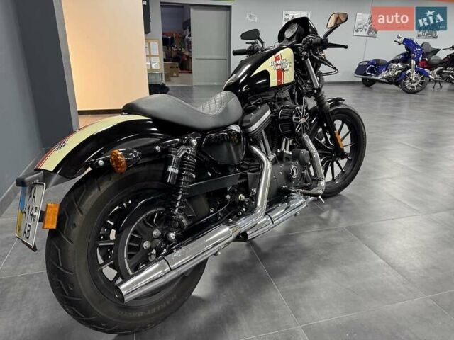 Харлей-Дэвидсон 883 Iron 2014 в Киеве на Automoto.ua Черный Харлей-Дэвидсон 883 Iron, объемом двигателя 0.88 л и пробегом 4 тыс. км за 9000 $, фото 14 на Automoto.ua