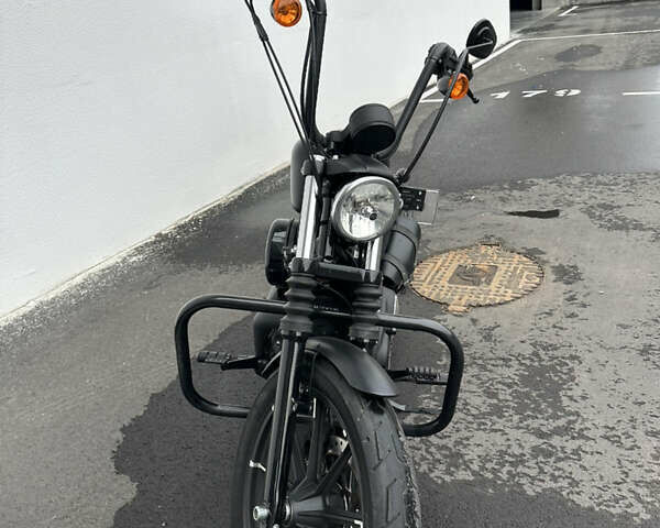 Харлей-Дэвидсон 883 Iron 2020 в Киеве на Automoto.ua Черный Харлей-Дэвидсон 883 Iron, объемом двигателя 0.88 л и пробегом 10 тыс. км за 10500 $, фото 7 на Automoto.ua