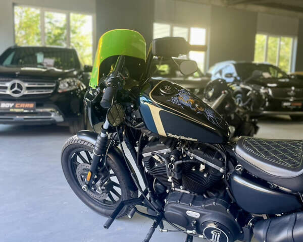 Черный Харлей-Дэвидсон 883 Iron, объемом двигателя 1.2 л и пробегом 2 тыс. км за 9999 $, фото 11 на Automoto.ua